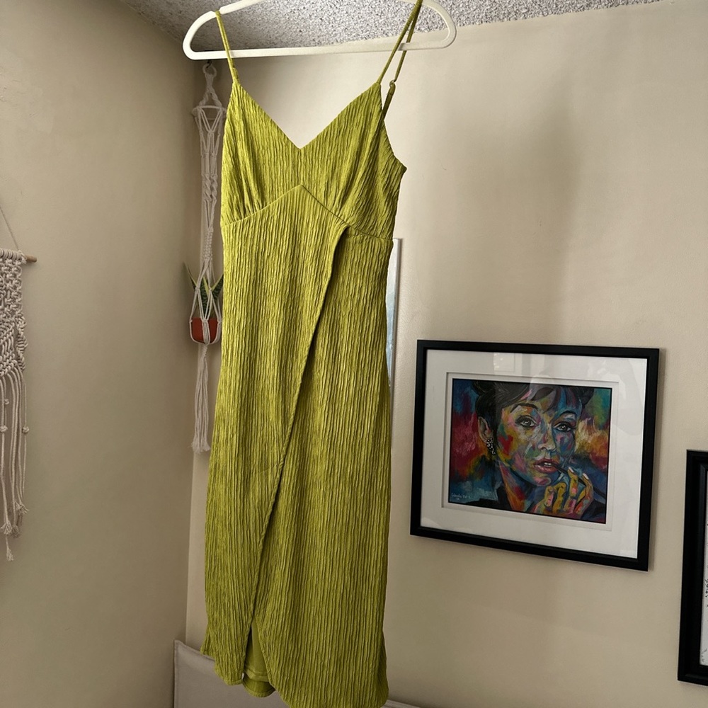 SOLD - Lulus chartreuse midi dress
